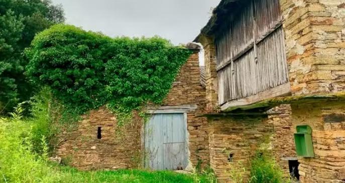 Una aldea del norte de España a la venta por 160.000 euros